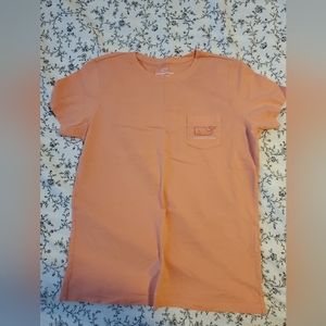 Vineyard Vines t-shirt